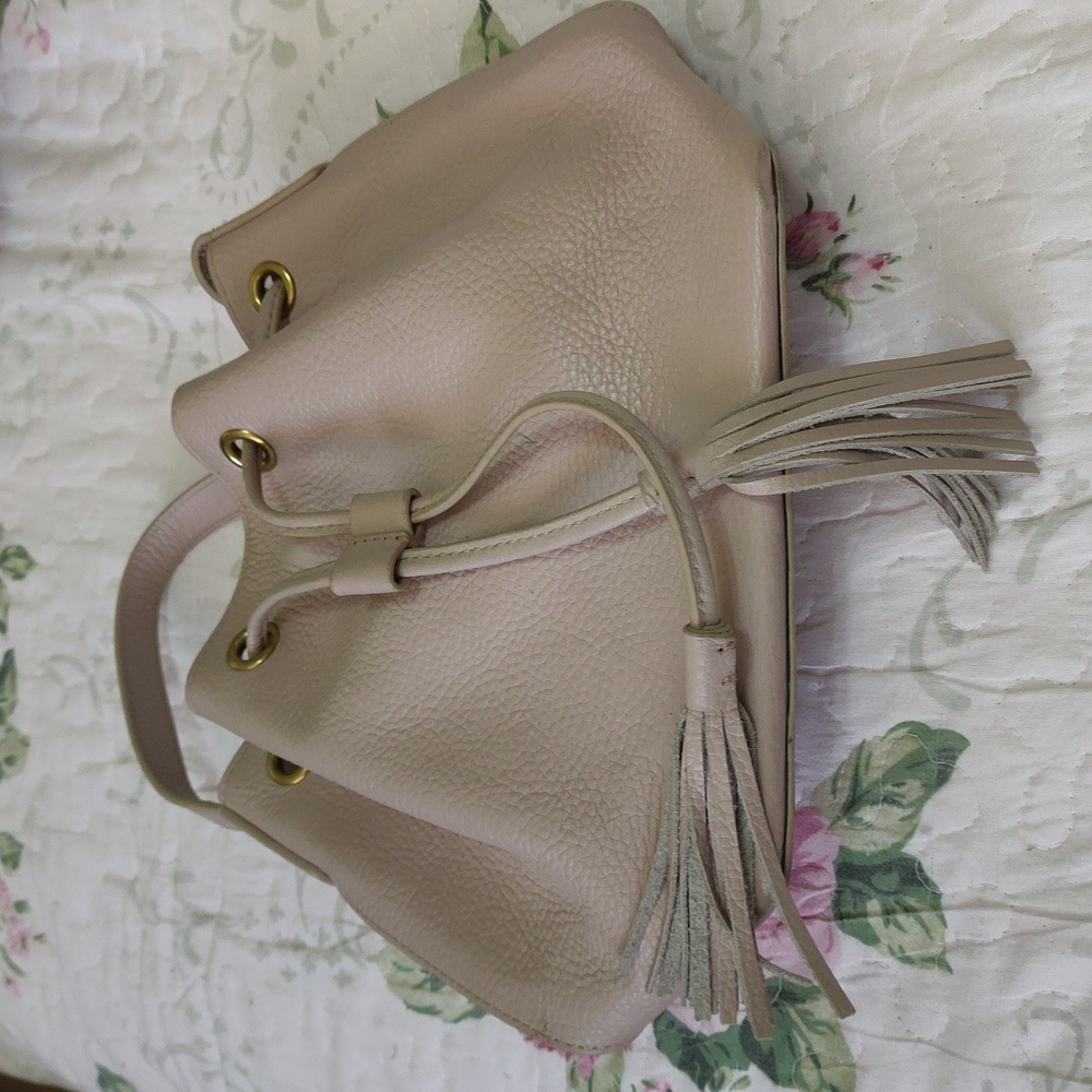 Leather Bucket Crossbody Bag With Tassel Drawstring Closure